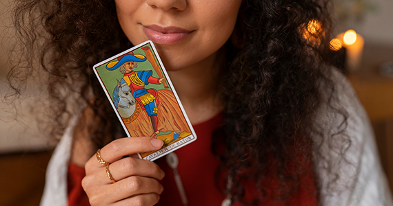 2024年12月09日巨蟹座今日明日運(yùn)勢查詢